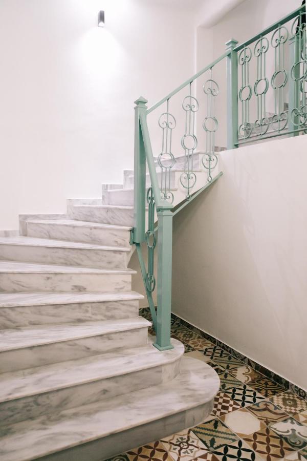 Volos Suites Center Exterior photo